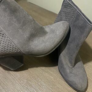 Elegant Gray Women's Ankle Boots Swade Fashion BCB